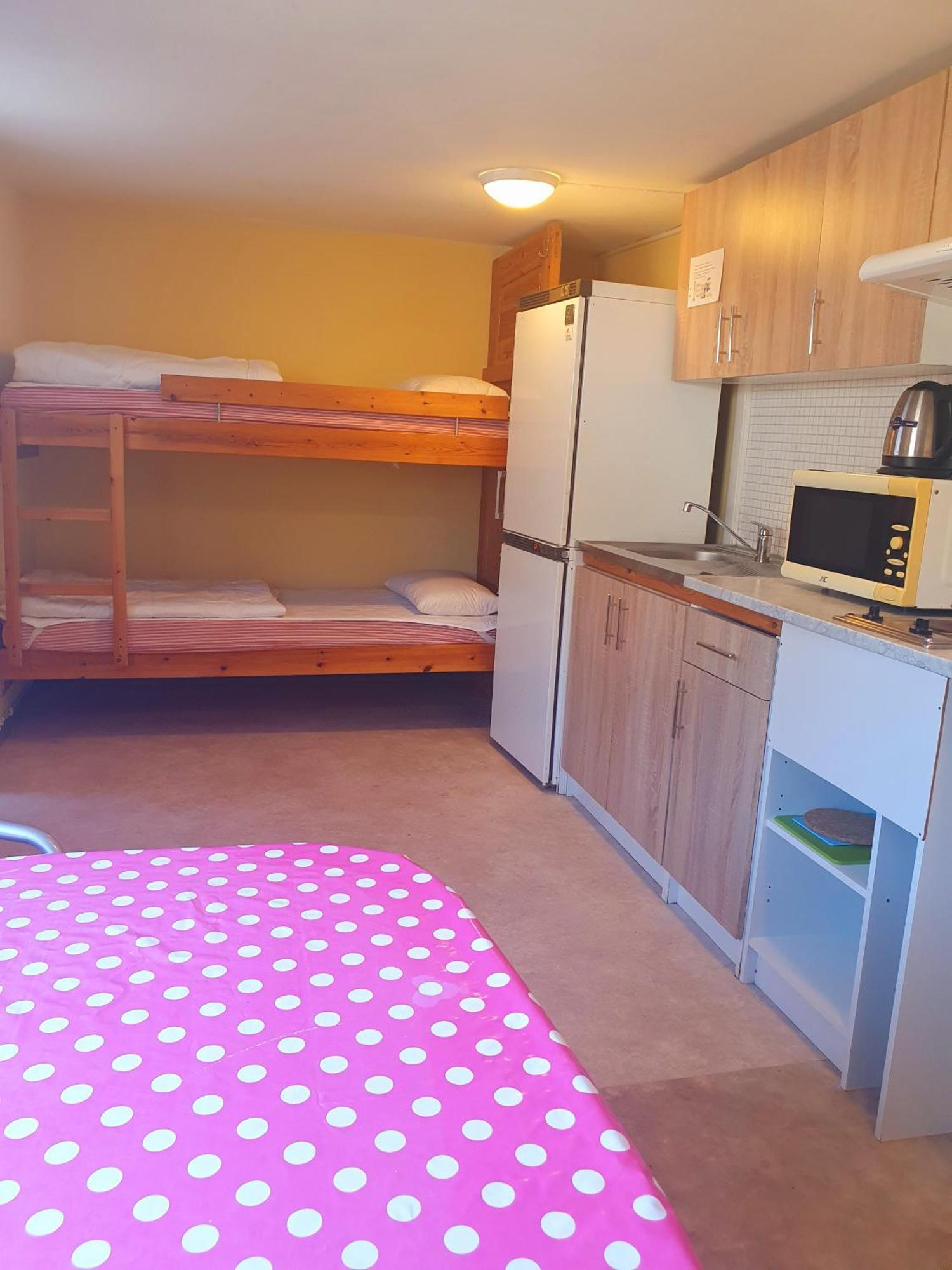 Motel E4 Kolmarden Apartments And Cottages Екстер'єр фото